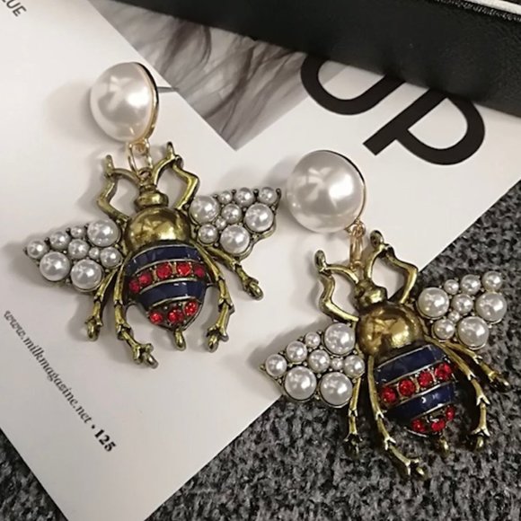 🎉HP🎉 Beetle Statement Earrings - Picture 2 of 2